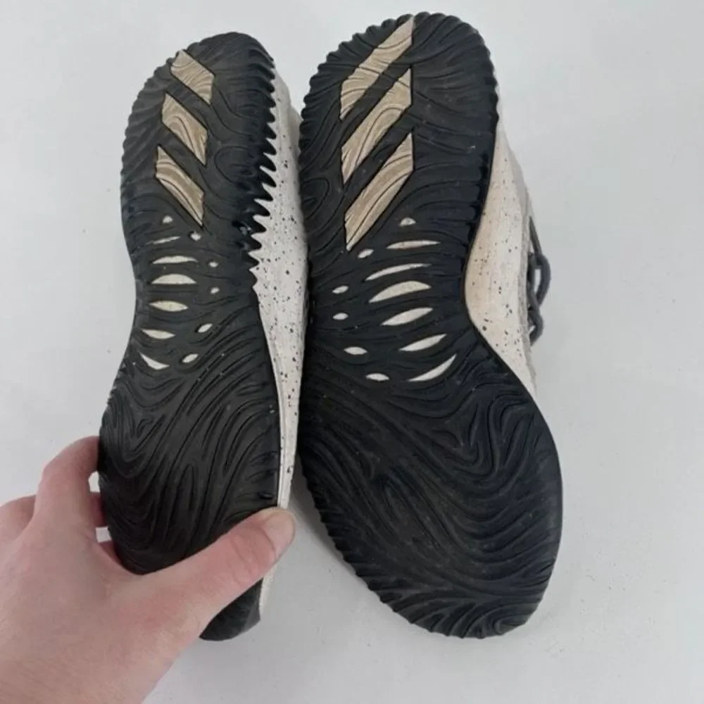 Adidas Dame 4 Damian Lillard‎ Basketball Sneakers Size 7 gray speckled soles